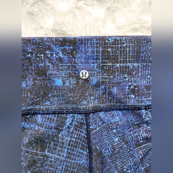 Lululemon Wunder Under Hi-Rise Tight 28". Size 8. City Lights Multi Black - Picture 7 of 11